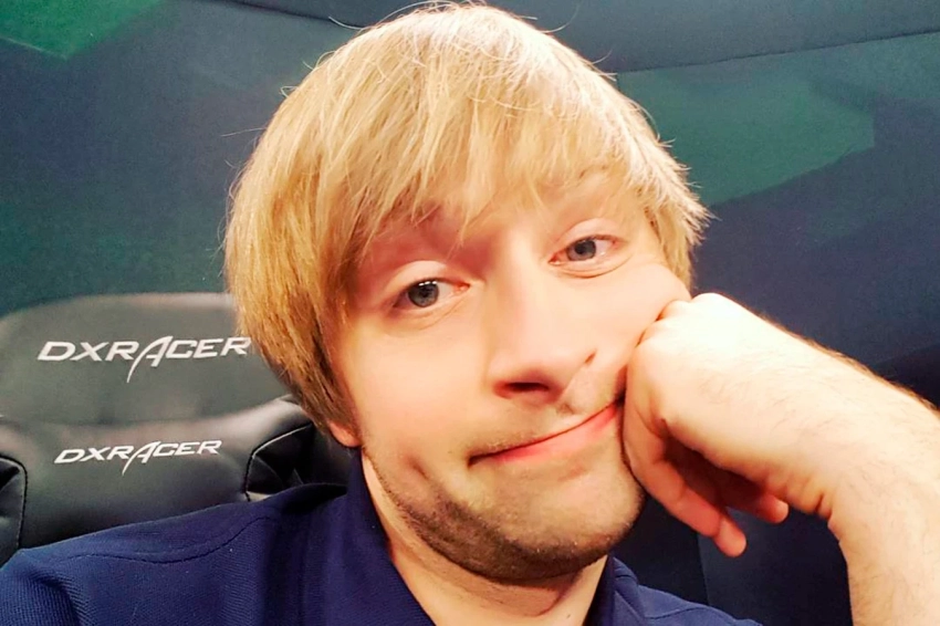 Именитый кастер поставил под сомнение разработку ИИ-бота-тренера для Dota 2